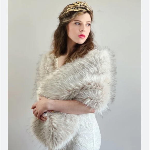 Sissily Designs Faux Fur Shawl - Picture 2 of 4